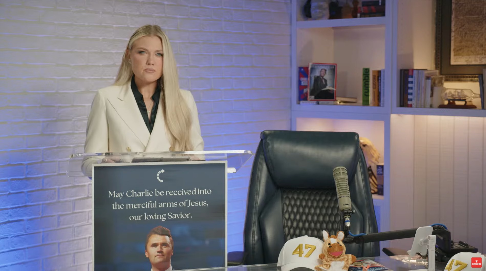 Em 1ª fala após assassinato, viúva de Charlie Kirk manda recado a atirador e diz que marido cogitou disputar eleições