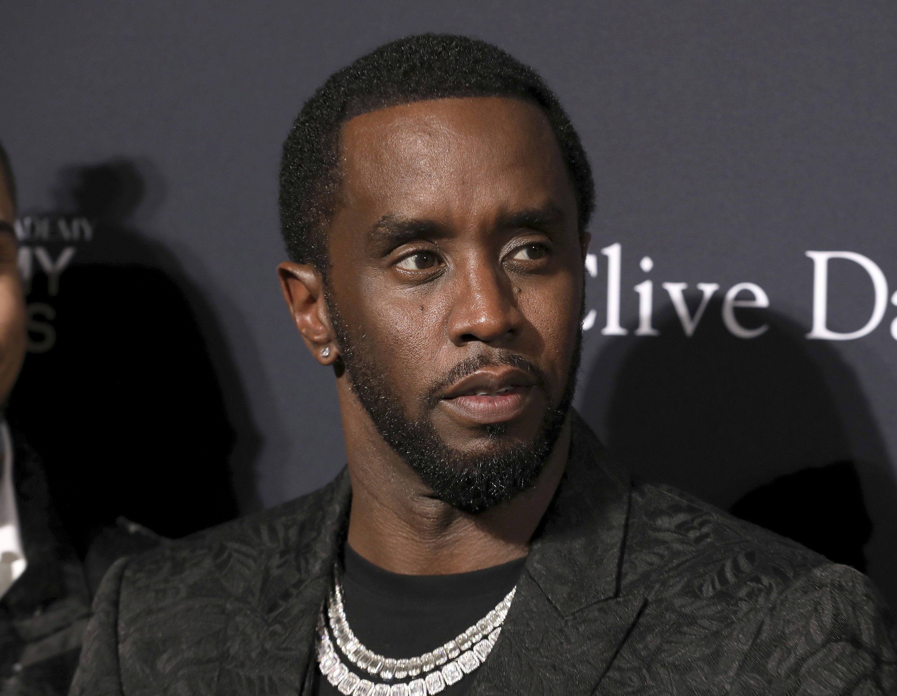 Sean Diddy é alvo de 6 novos processos que o acusam de crimes sexuais