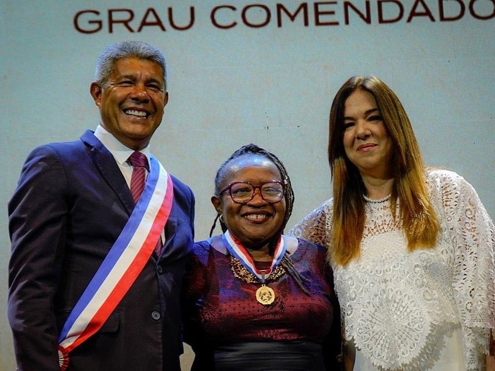 Neste ano, Creuza Maria de Oliveira, presidente do Sindicato das Trabalhadoras Domsticas, recebeu honraria do governador Jernimo  Foto: Feijo Almeida / GOVBA