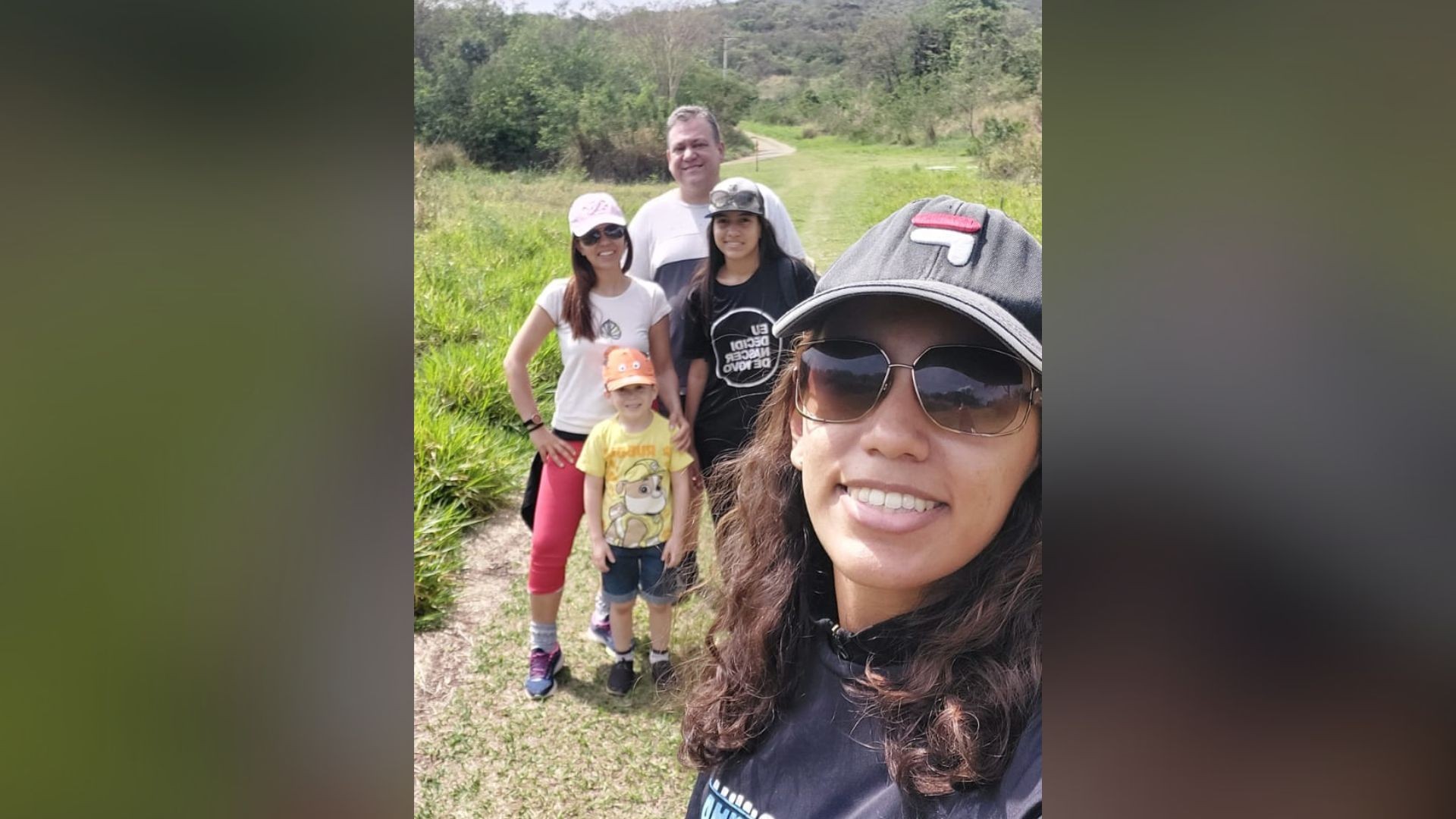 Enfermeiro viraliza ao cantar para pacientes internados em hospital de Sorocaba: 'Transformar lágrimas de dor em lágrimas de alegria' 