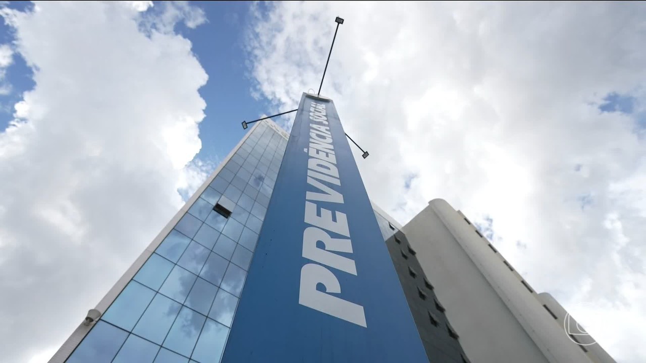 Fraude no INSS: Alckmin diz que Caixa estuda atender presencialmente aposentados que sofreram descontos