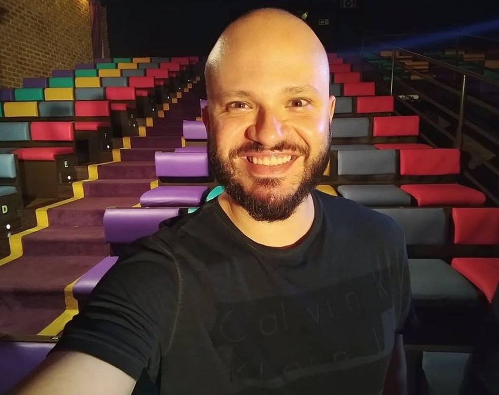 Influenciador e jurado teatral Pedro de Landa — Foto: Reprodução/Instagram