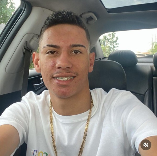 attan Herison Vieira Rodrigues, de 19 anos, suspeito de assassinar Jane Carla Santos Soares &mdash; Foto: Redes sociais