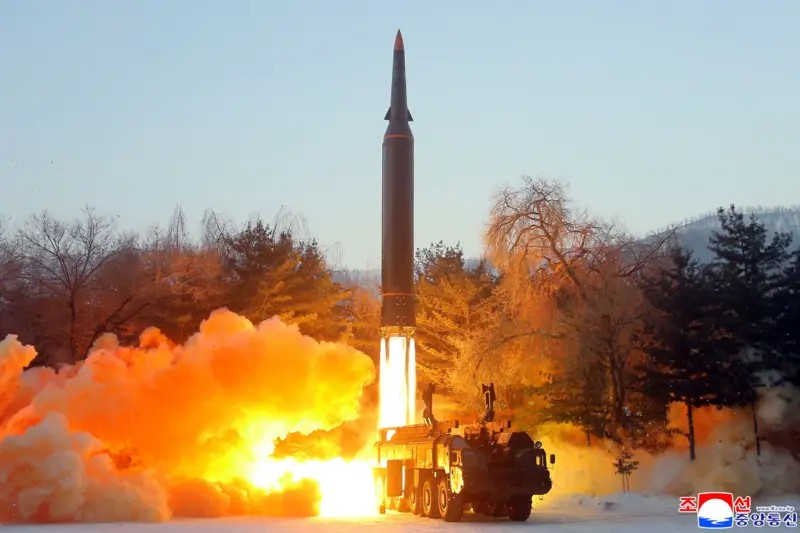A corrida entre EUA, Rússia e China por superarmas que 'reduzem alvos a pó'