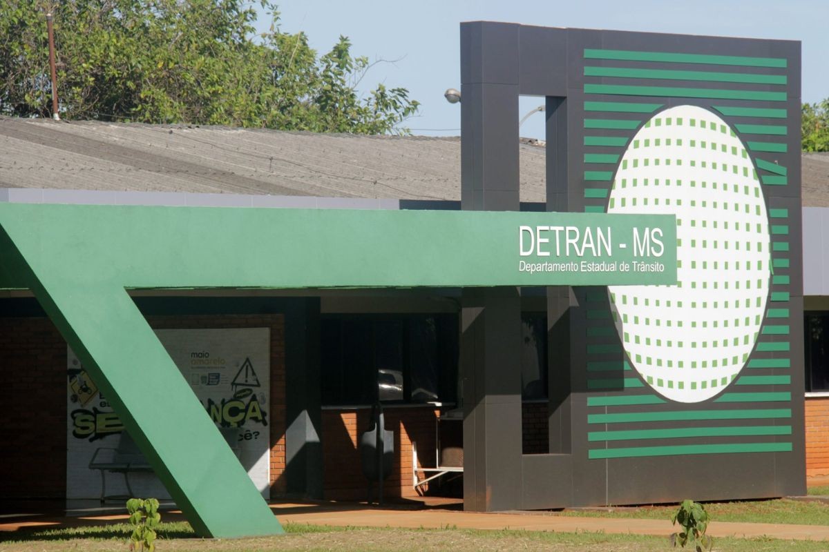 Detran oferece curso de reciclagem presencial e EAD com novas regras a partir de quinta-feira em MS