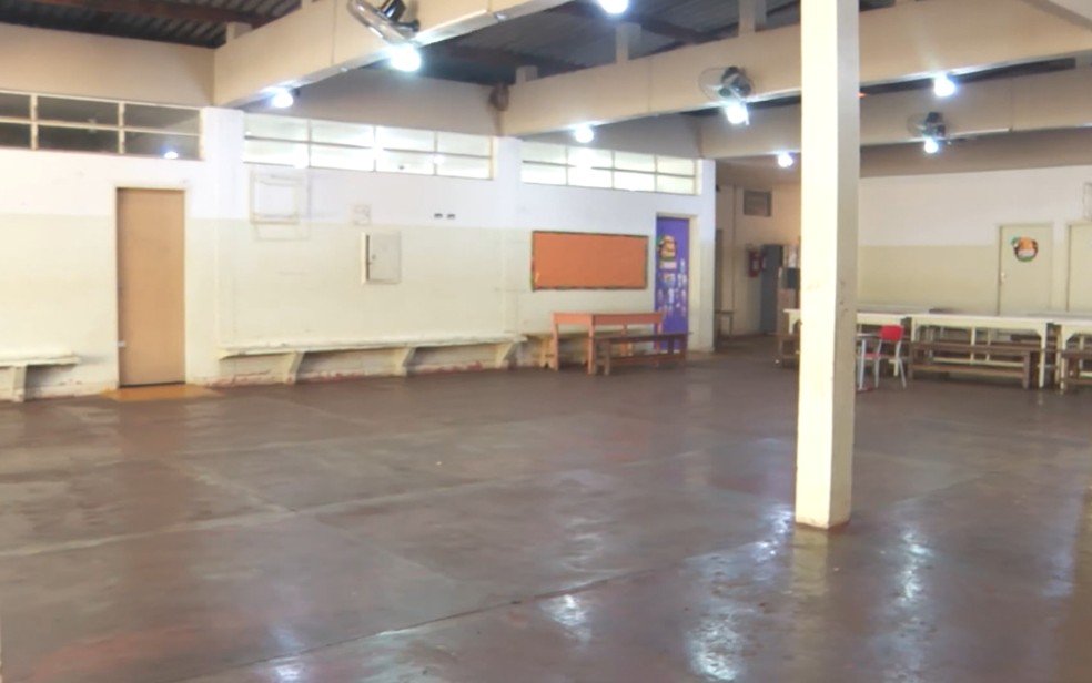 Escola Municipal de Educação Básica Professora Maria Peralta Cunha, em Miguelópolis (SP), foi fechada após aparecimento de três cobras — Foto: Lindomar Cailton/EPTV
