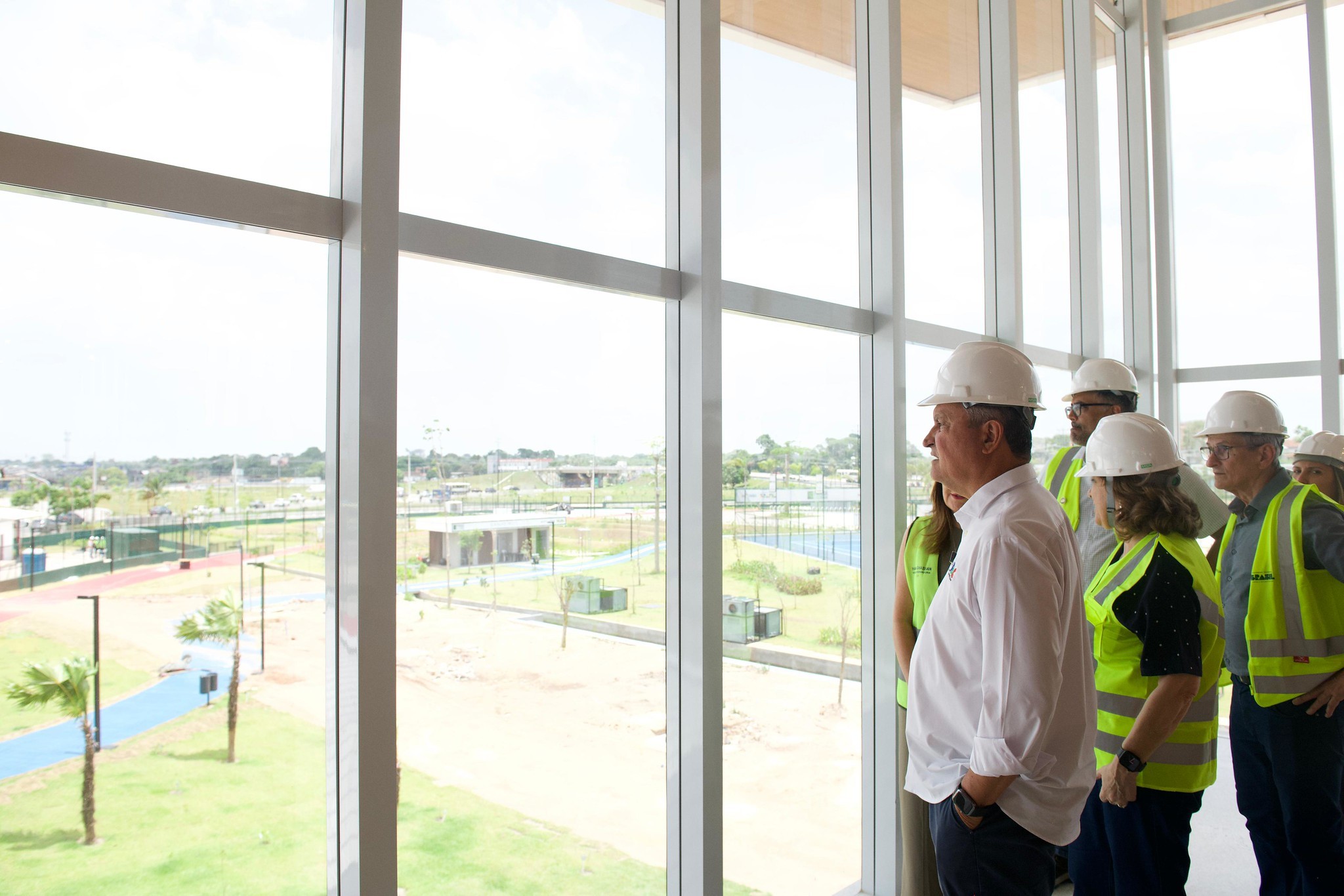 Ministro Rui Costa visita obras da COP 30 em Belém e faz percurso de 20 km entre Outeiro e local do evento