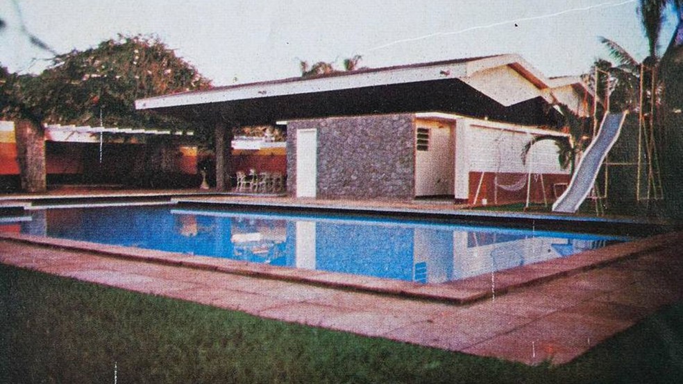 Visão da piscina do bordel de Eny Cezarino, em Bauru (SP) — Foto: Reprodução/Facebook