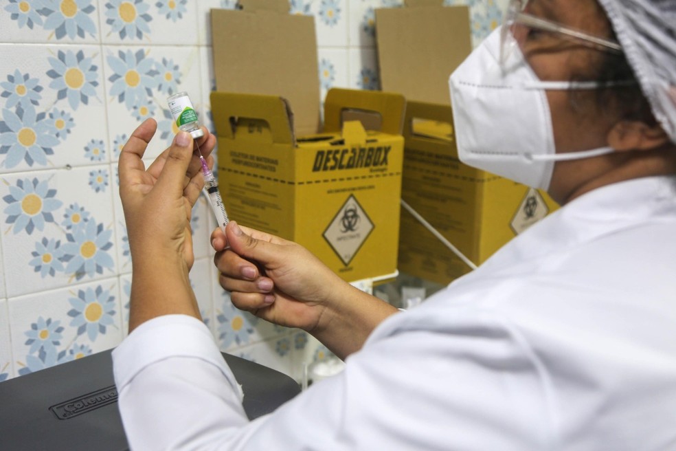 Cerca de 800 pessoas imunizadas no Dia D de vacinação contra gripe -  PREFEITURA MUNICIPAL DE VIANA - ES