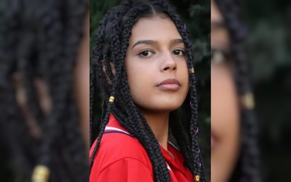 Vitória Cristina Queiroz dos Santos, 21 anos, de Silvânia, morreu após dar entrada em hospital com crise de ansiedade — Foto: Reprodução/Redes Sociais