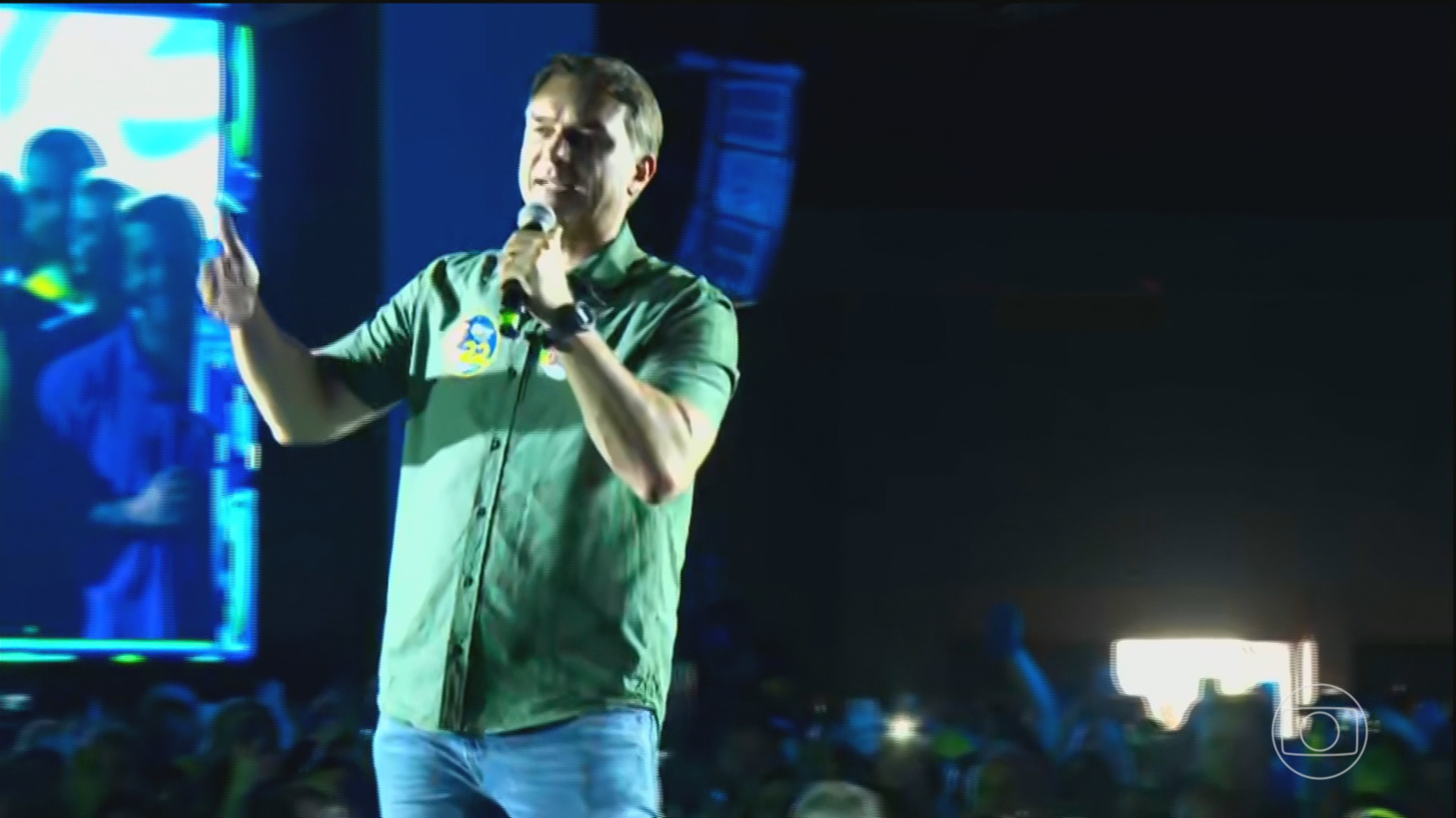 Flávio Bolsonaro, candidato do PL à Presidência, faz campanha em São Paulo e no Ceará