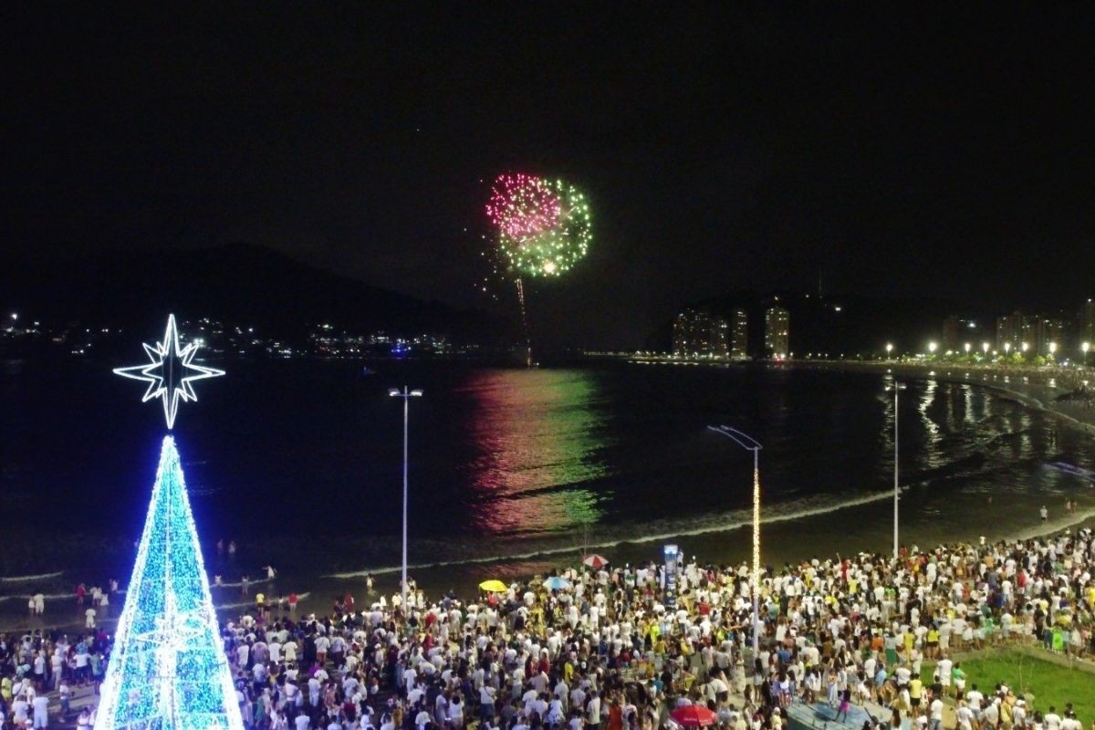 São Vicente terá apenas dois pontos de queima de fogos na virada de 2026; veja detalhes