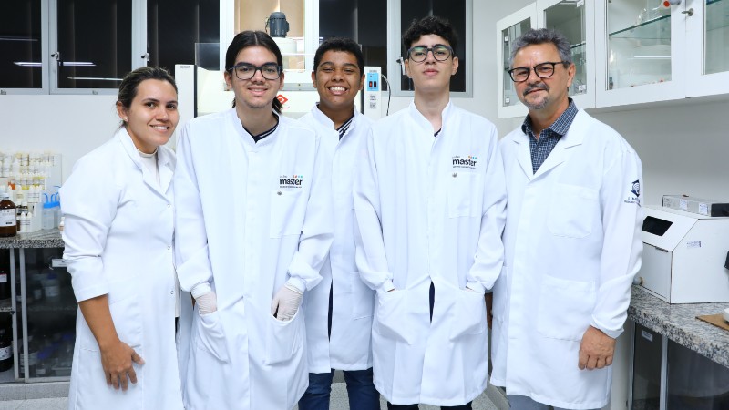 Com apoio da Unifor, cearenses são destaque na Olimpíada Internacional de Química