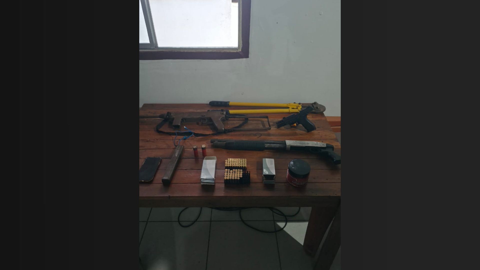 Polícia encontra armamento de grosso calibre e prende suspeito no Amapá 