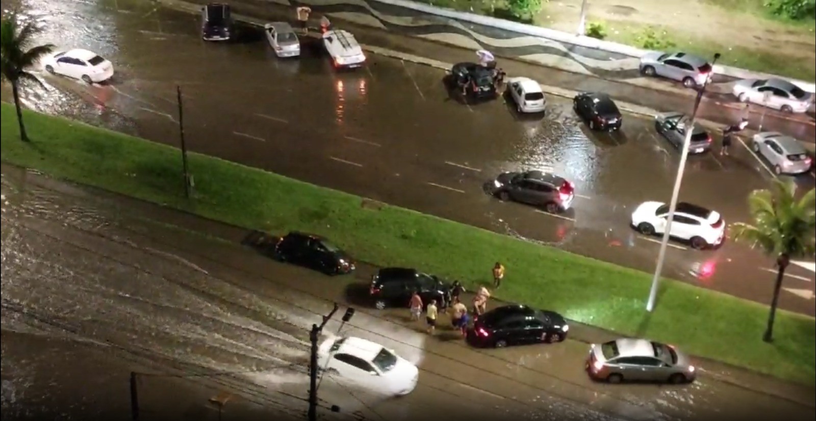 Cidades do Litoral Norte de São Paulo registram alto acumulado de chuva; Cemaden emite alerta