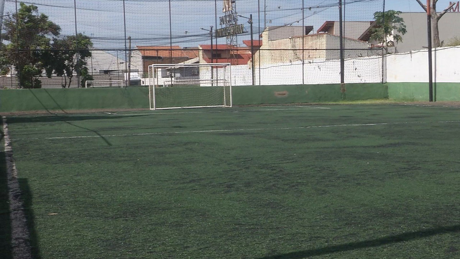 Jovem que morreu ao passar mal durante amistoso de futebol é sepultado em Campo Grande