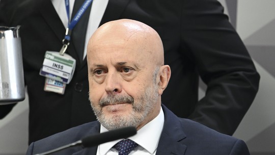 Segunda Turma do STF forma maioria para manter prisão de 'Careca do INSS' e de Maurício Camisotti - Ministros Nunes Marques, Edson Fachin e André Mendonça votaram pela manutenção da prisão; Gilmar Mendes se declarou impedido para julgar o caso.
