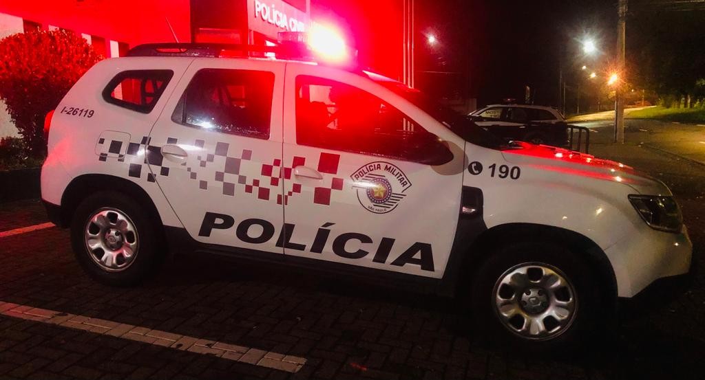 Mulher é morta pelo companheiro na frente da filha adolescente em Itapira, diz polícia