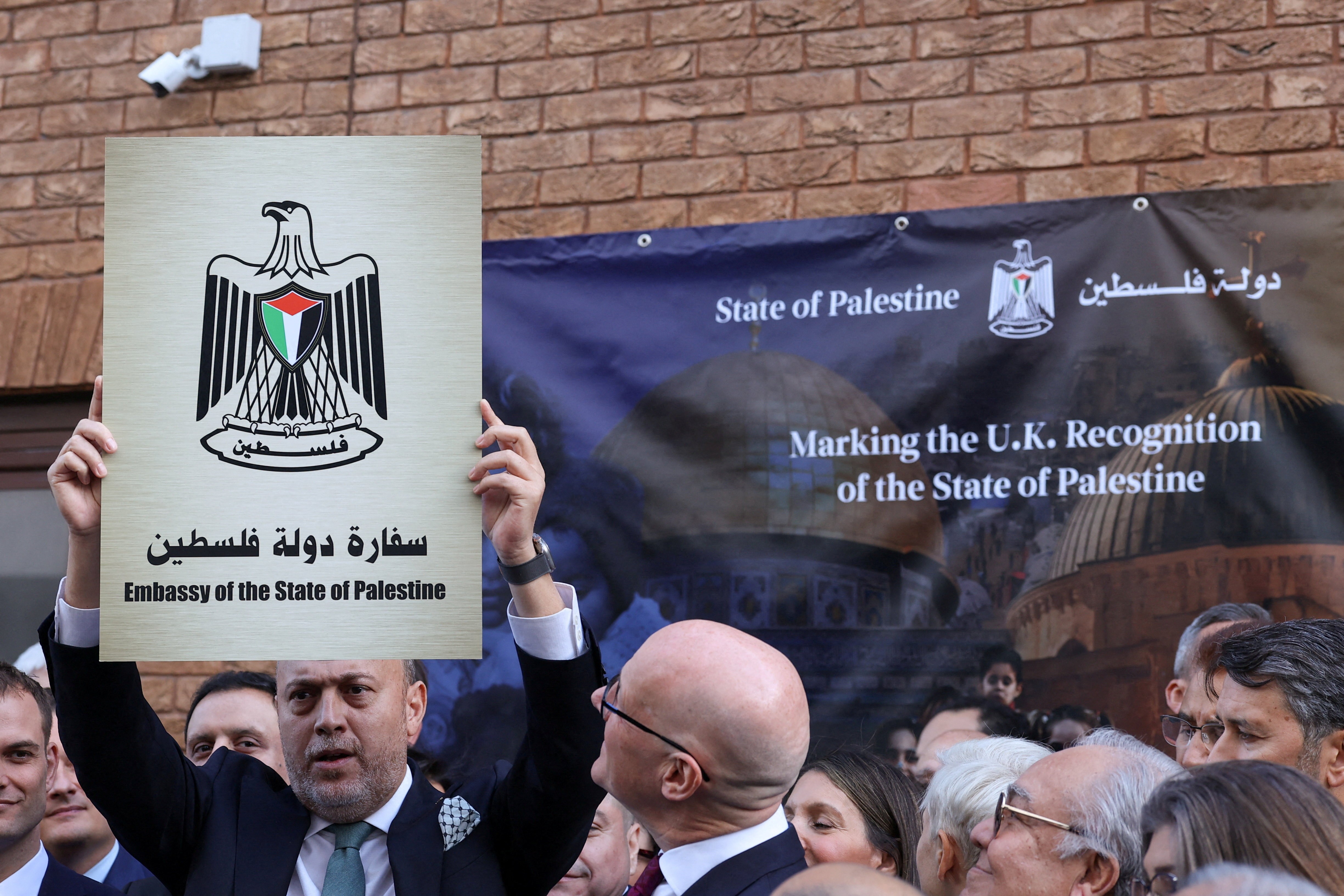 Após reconhecimento do Reino Unido, Palestina inaugura embaixada em Londres 