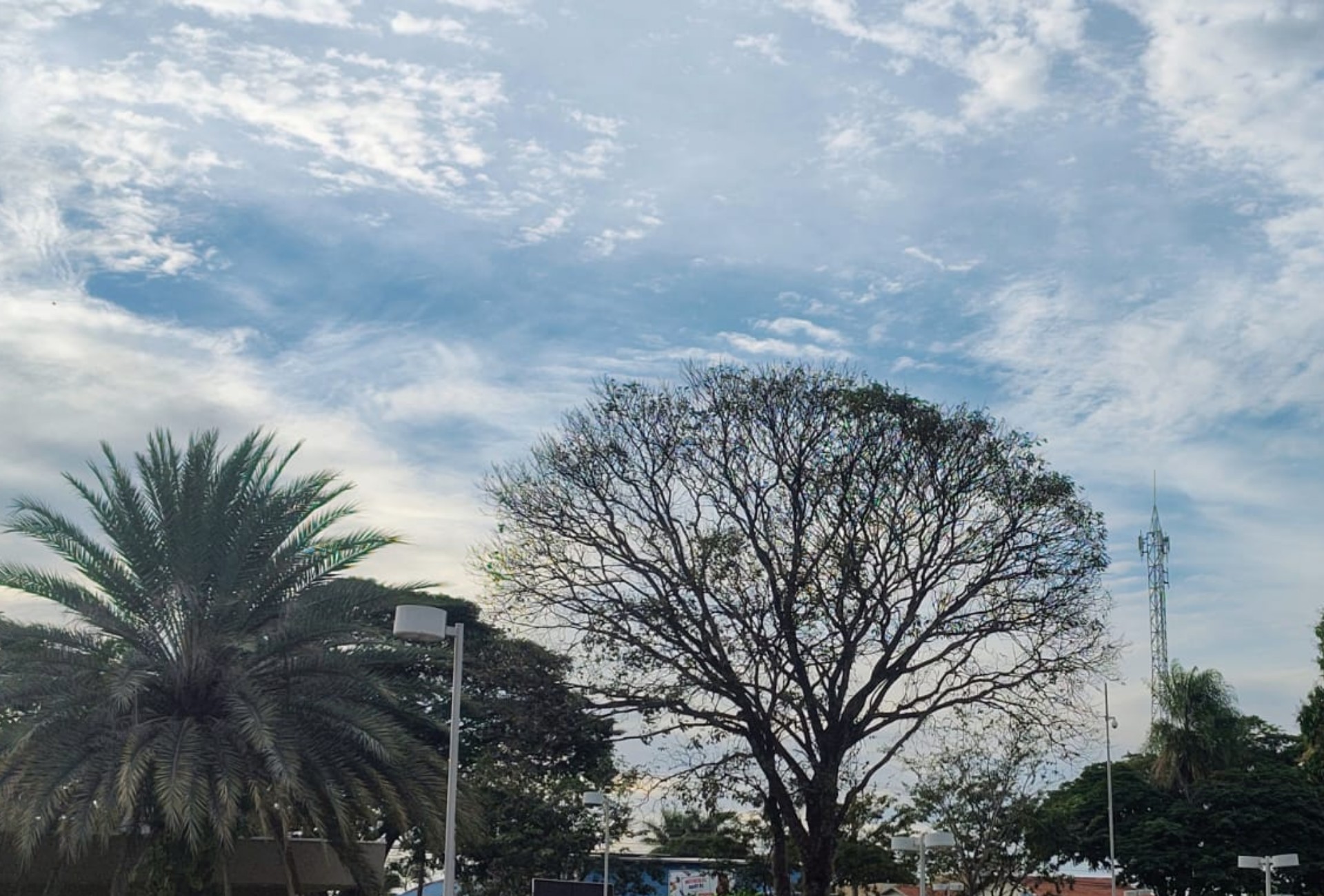 Semana começa com tempo seco em MS, mas chuva ainda pode atingir cidades do oeste