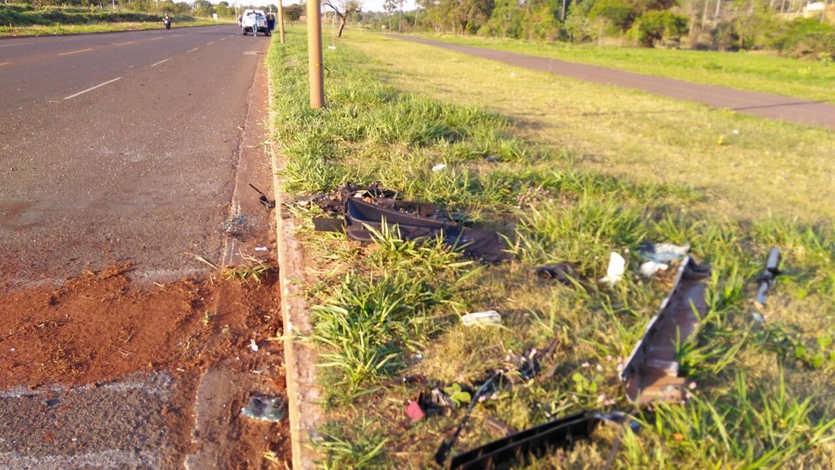 Jovem Morre E Outro Motorista Fica Ferido Após Carros Baterem Em Ms Mato Grosso Do Sul G1