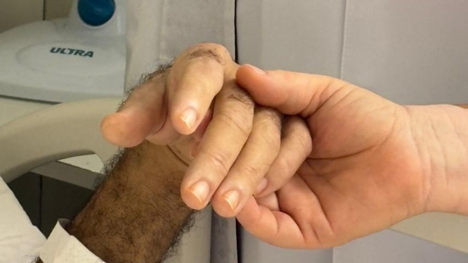 Paciente com câncer realiza sonho de casar durante internação em hospital em Natal