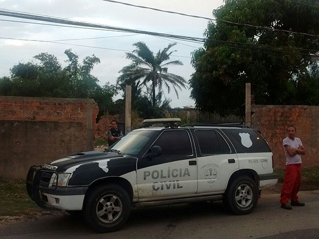 Show de dupla paulista e sorteio de carro encerram Expovil 2016