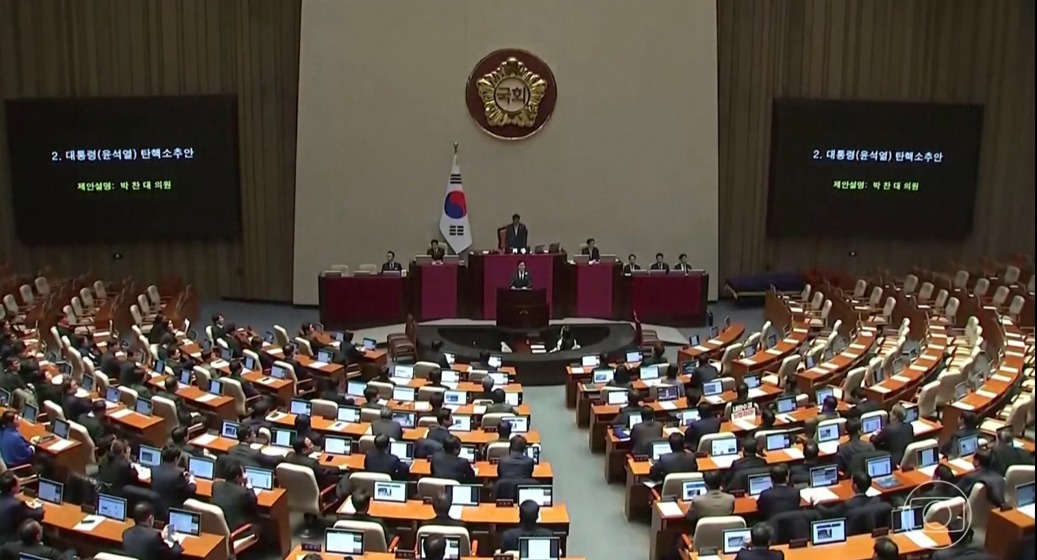 Coreia do Sul aprova segundo impeachment em 13 dias; ministro das Finanças assume como novo presidente interino