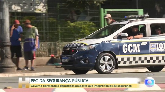Homicídios ocultos mudariam ranking de estados mais violentos do país; compare - Desde 2013, Brasil teve 51.618 mil assassinatos que foram classificados com de morte por causa indeterminada, aponta Atlas da Violência. Ao contabilizá-los, Santa Catarina passa a ser o estado menos violento do país, à frente de São Paulo. Acre e Rio Grande do norte também mudam de posição. 