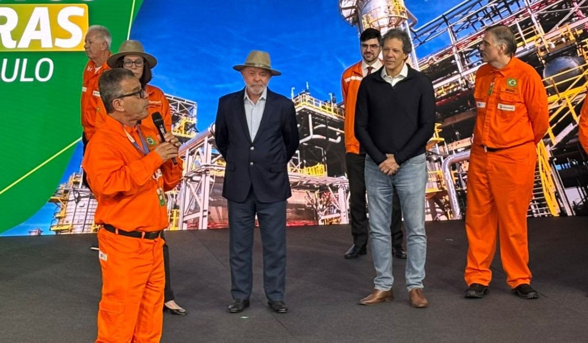 Petrobras se compromete a atingir autossuficiência em diesel até 2030