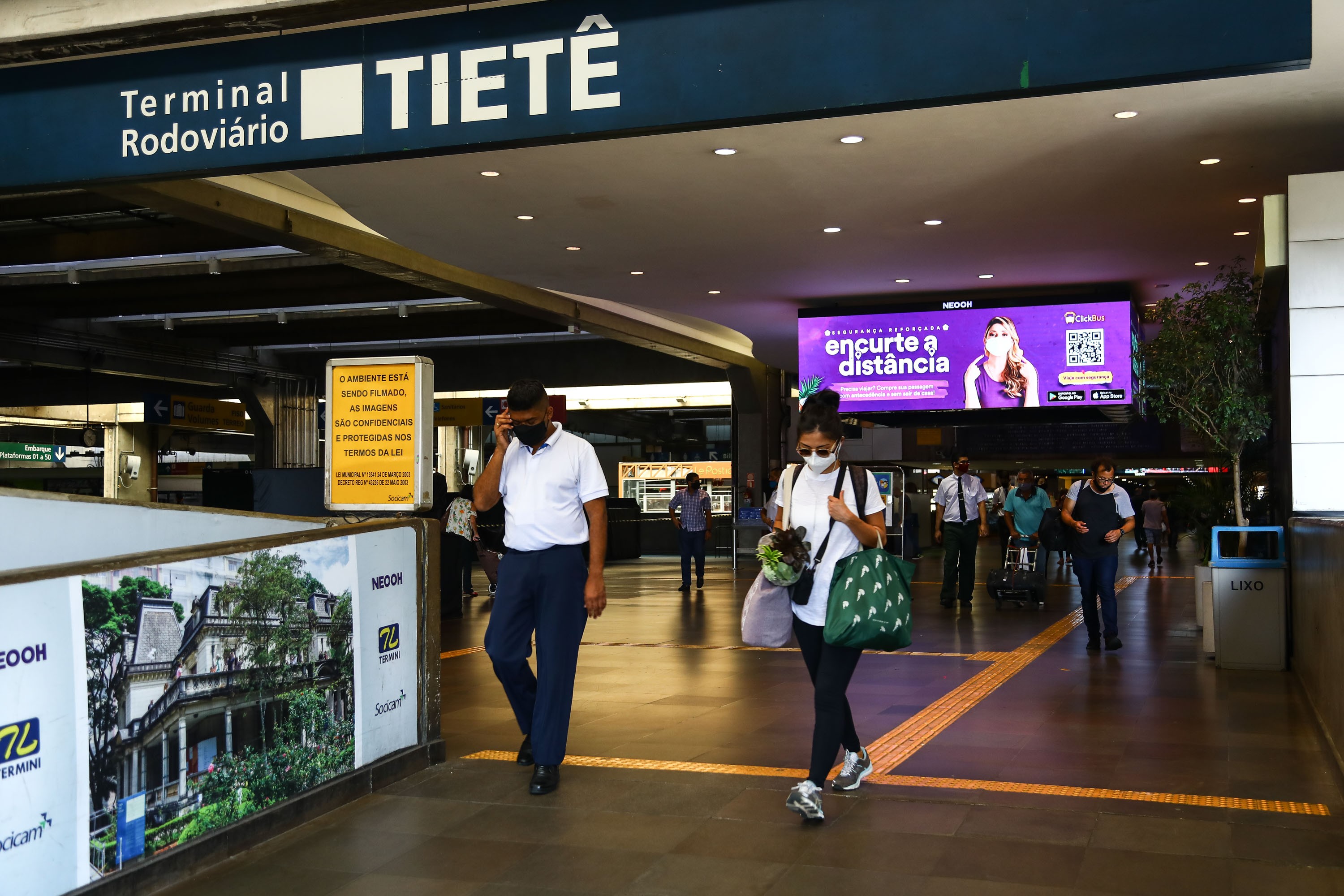 Pela 1ª vez, SP tem mais gente saindo do que chegando; SC tem maior ganho de população por migração no Brasil