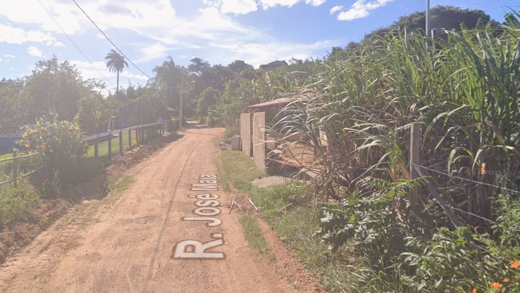 Menino autista de 5 anos morre afogado em lago nos fundos de casa em MG