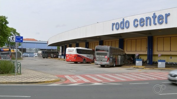 Terminais Rodoviários e Urbanos Rodocenter-Sorocaba-SP em Sorocaba por  EDUARDO - SOROCABUS - ID:42926 - Ônibus Brasil