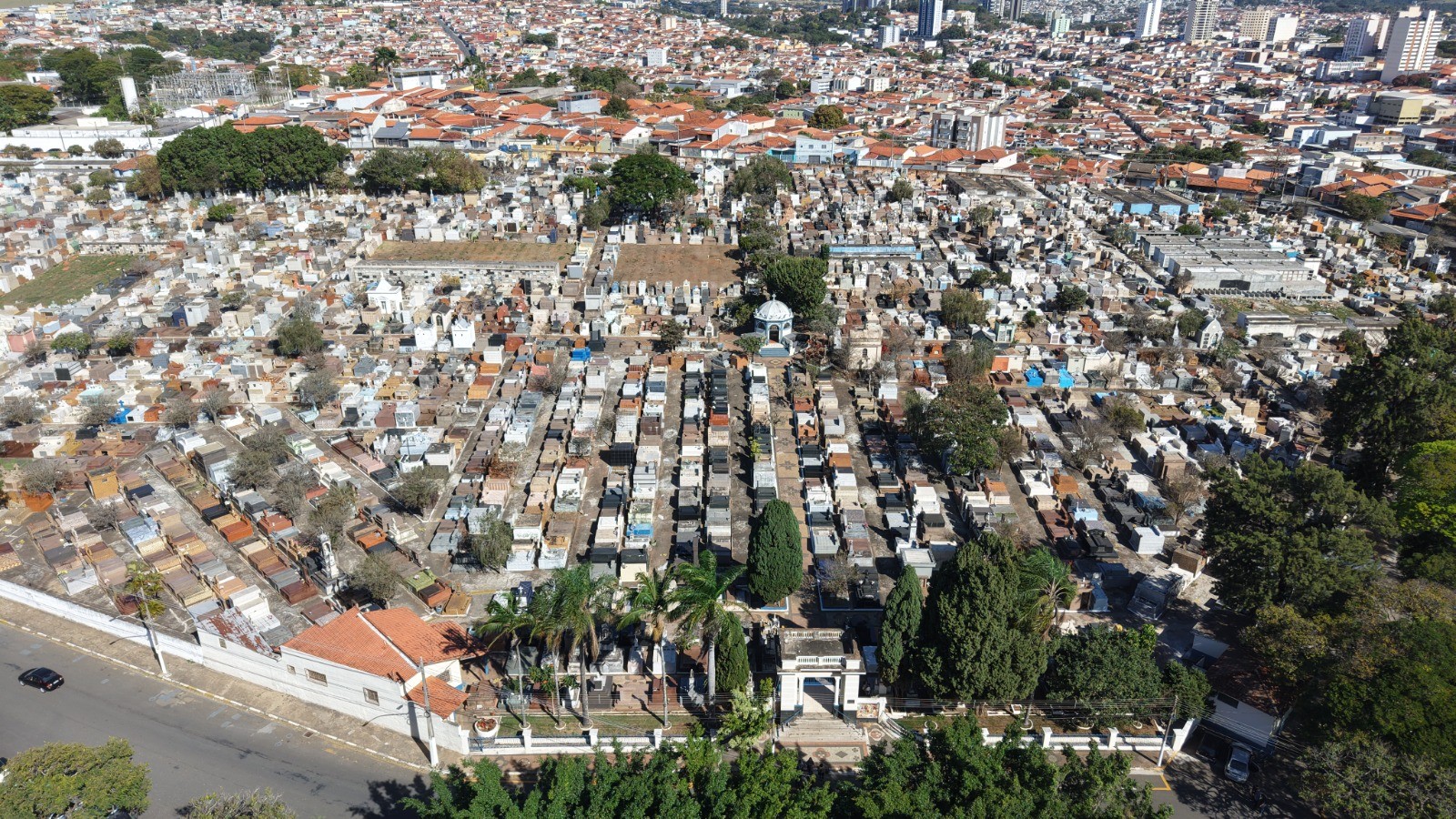Recadastramento de jazigos no Cemitério da Saudade começa em 15 de agosto