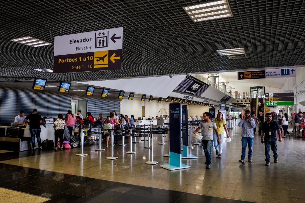 Procon de MT investiga se nova tarifa básica das companhias áreas é legal