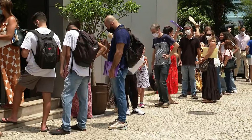 Espaço de jogos ao vivo leva gente grande a situações-limite em São Paulo -  Jornal O Globo