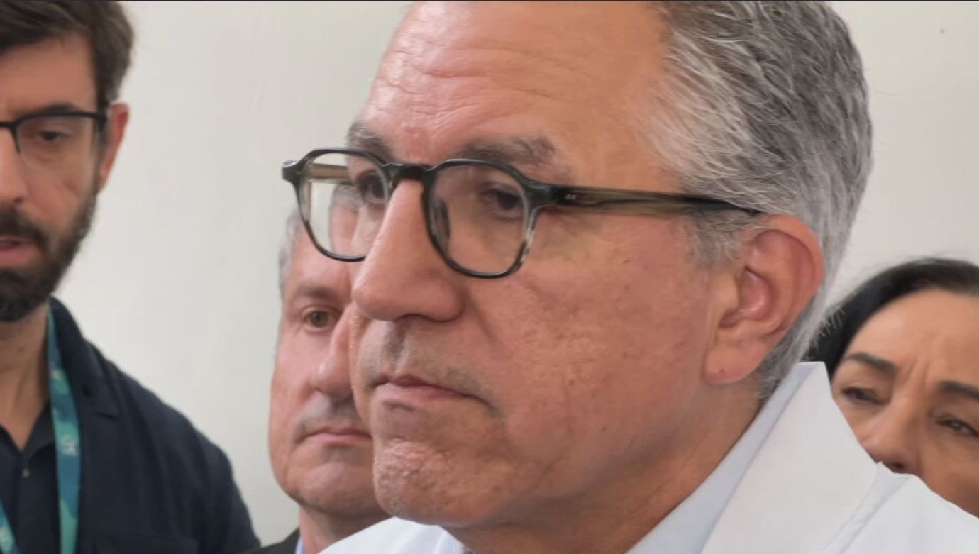Após Congresso dificultar aborto legal para crianças violentadas, Padilha diz que vítimas são amparadas e que governo vai seguir a lei