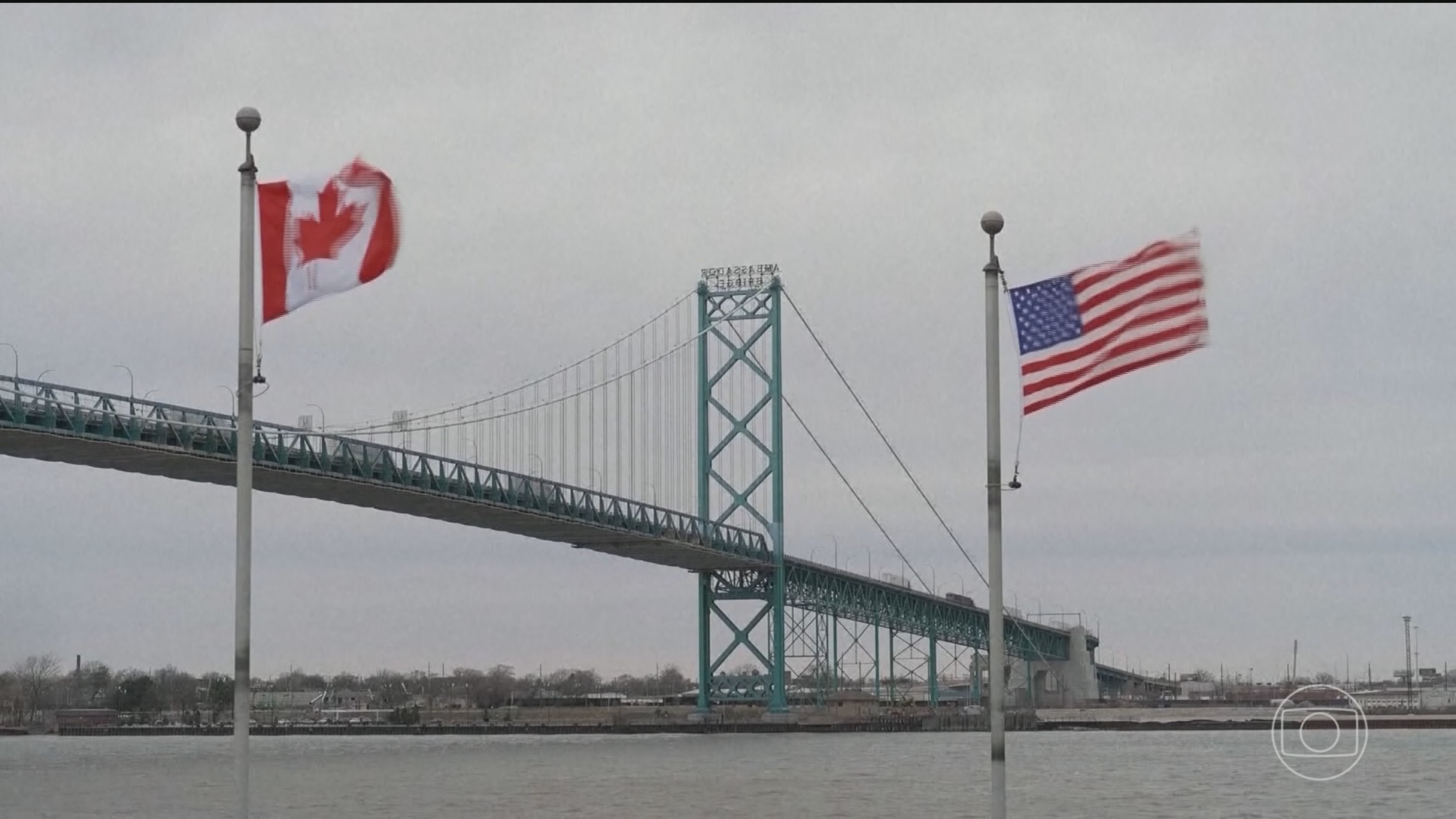 Olho por olho, dente por dente: entram em vigor tarifas do Canadá contra os Estados Unidos