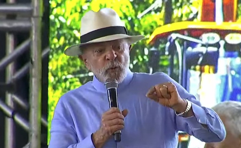 Lula diz que Bolsonaro é 'covardão' e agiu com 'desfaçatez' em interrogatório no STF