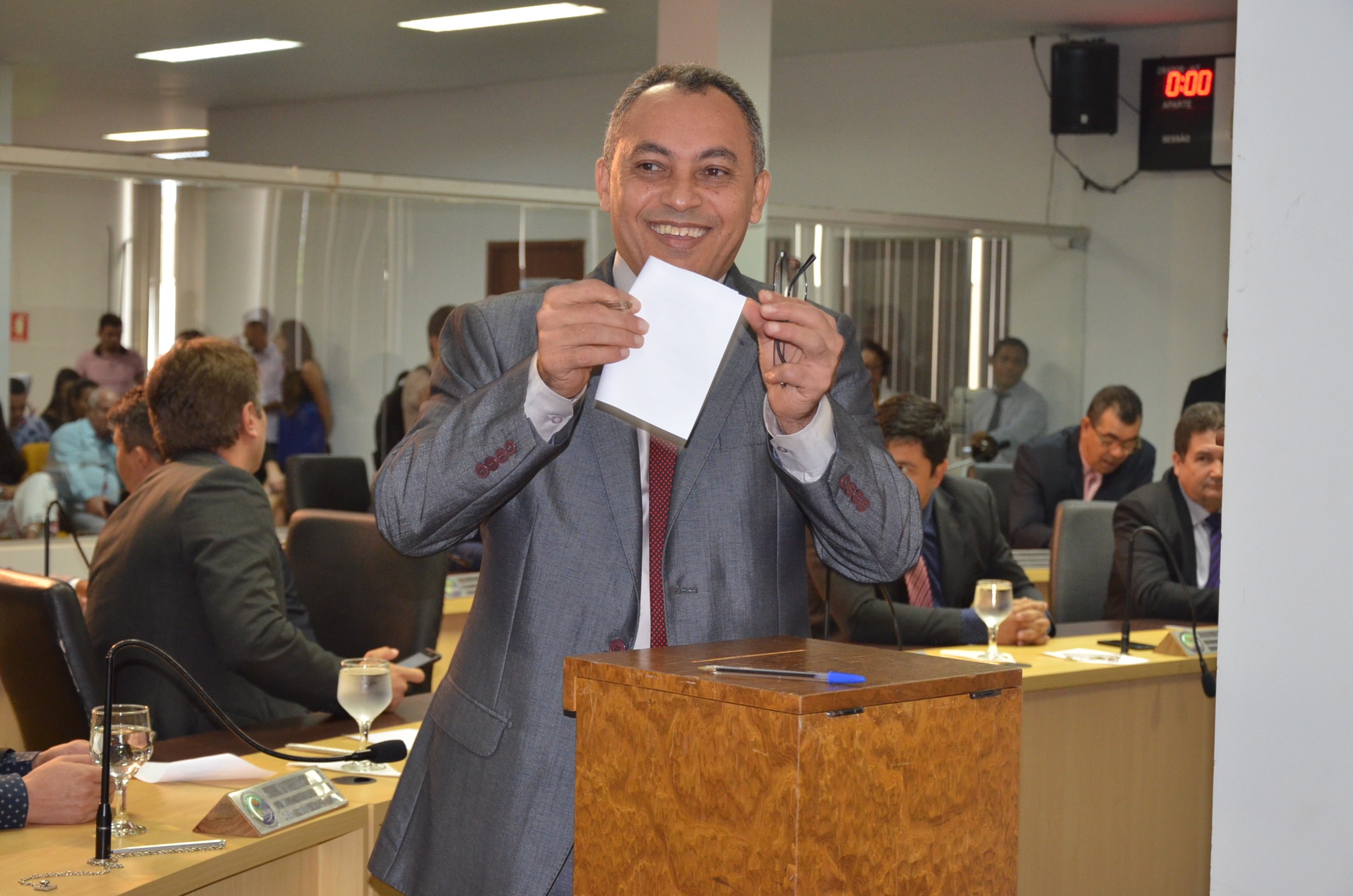 Irmão do governador passa por procedimento para desobstruir artéria do coração