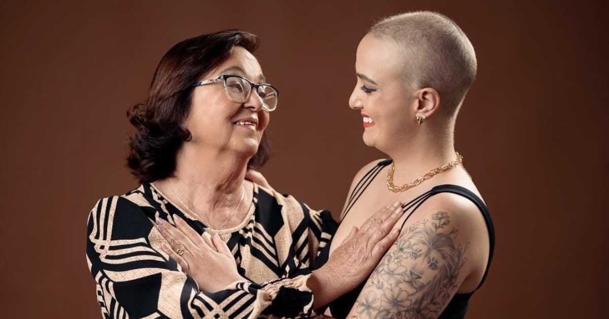Mãe e filha descobrem câncer de mama com 15 dias de diferença: ‘Difícil, mas sempre estivemos juntas'