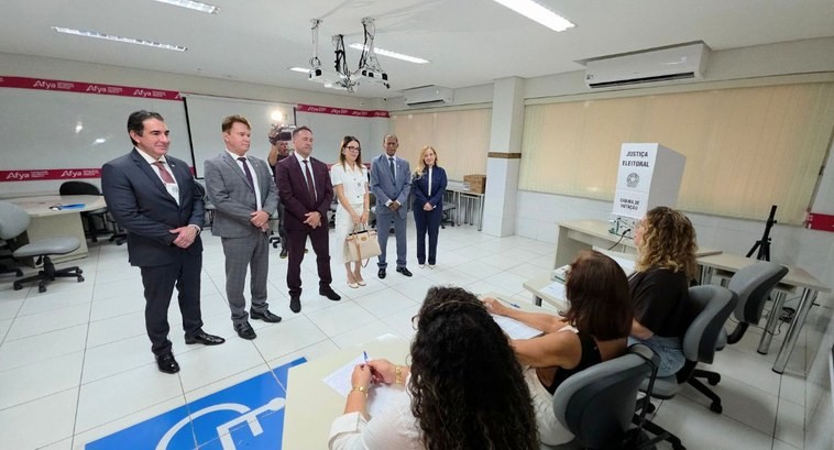 Justiça Eleitoral diz que nenhuma urna foi trocada, e PM não identificou ocorrências na eleição em Cabedelo, na PB