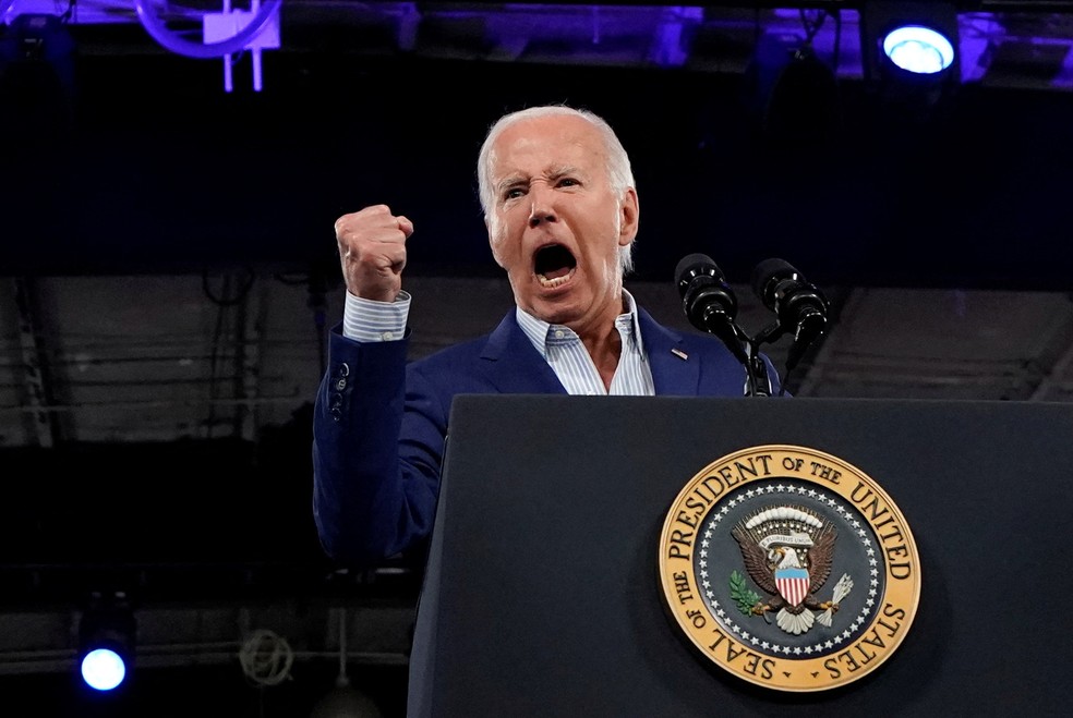 Presidente dos EUA, Joe Biden, faz discurso em comício eleitoral em Rileigh, na Carolina do Norte, em 28 de junho de 2024. — Foto: REUTERS/Elizabeth Frantz