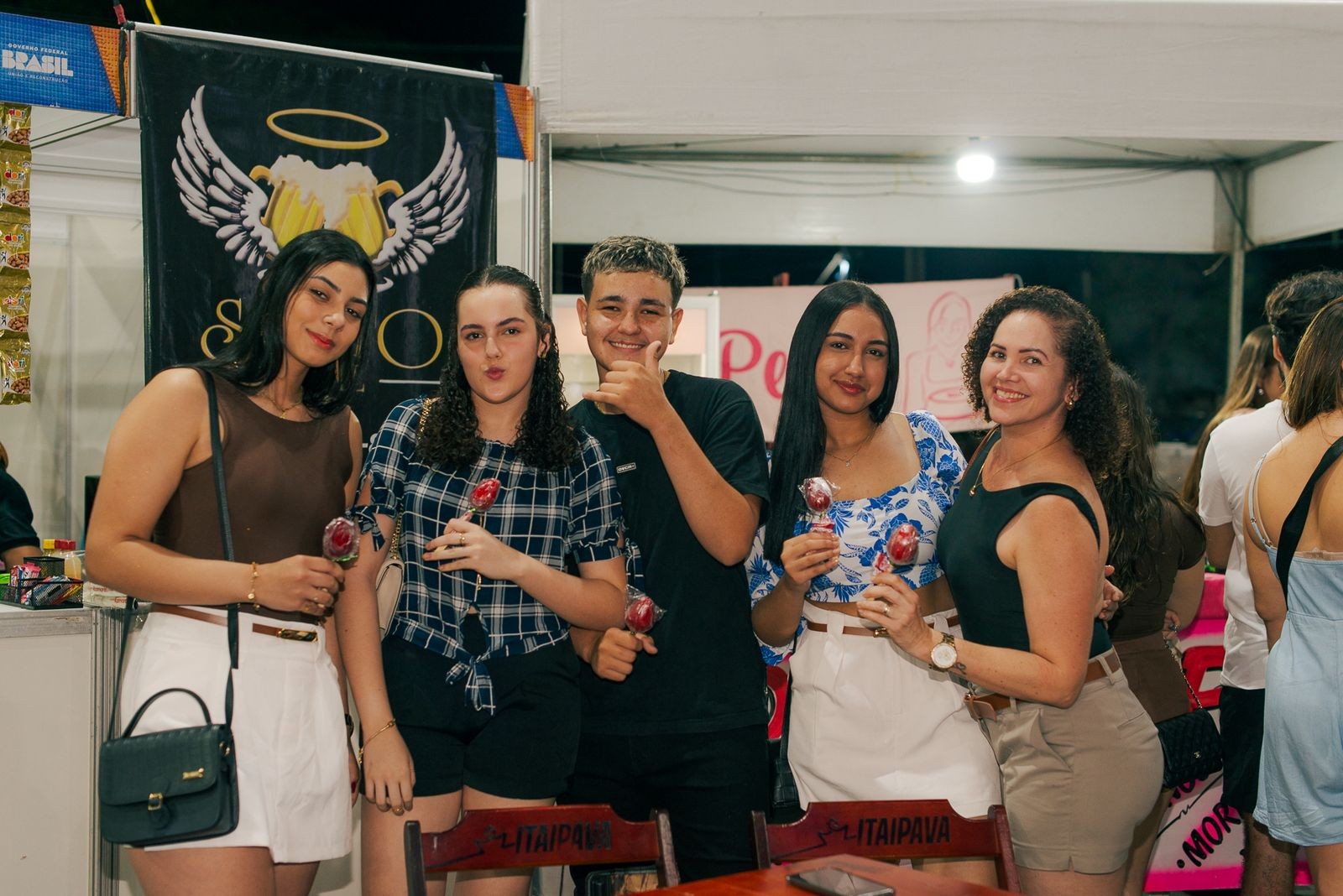 De “morango do amor” a poke roraimense: sabores que encantam no maior arraial do Norte