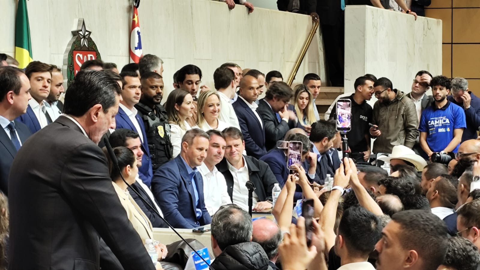 União Brasil e PP lançam Derrite ao Senado e confirmam apoio a Tarcísio em convenção estadual em SP
