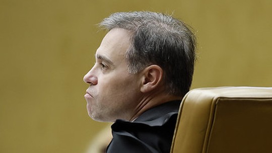 Mendonça diz que acesso a celular de Vorcaro só serviria para 'tumultuar'