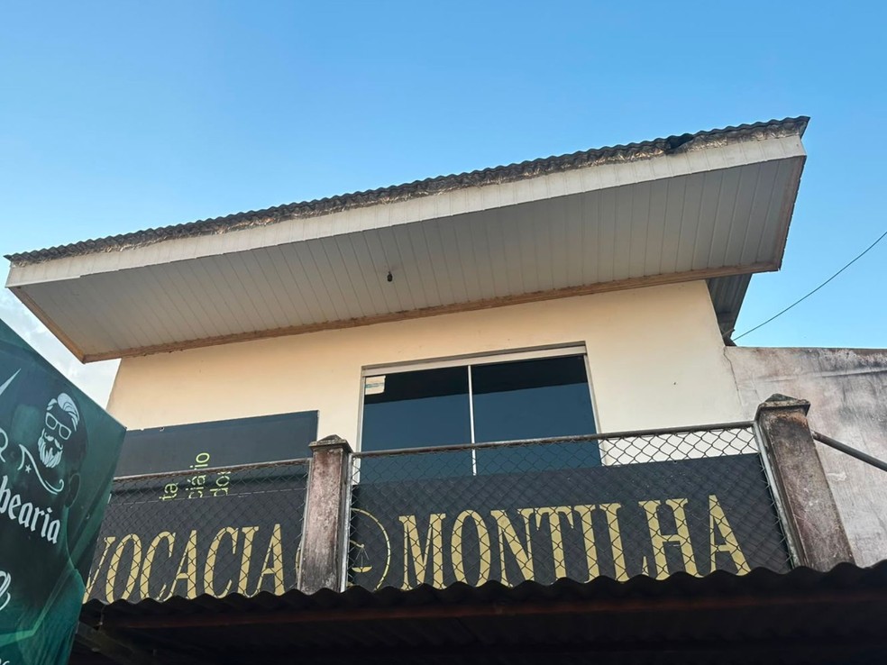 Caso ocorreu em seu escritório e residência, em Cruzeiro do Sul — Foto: Arquivo pessoal