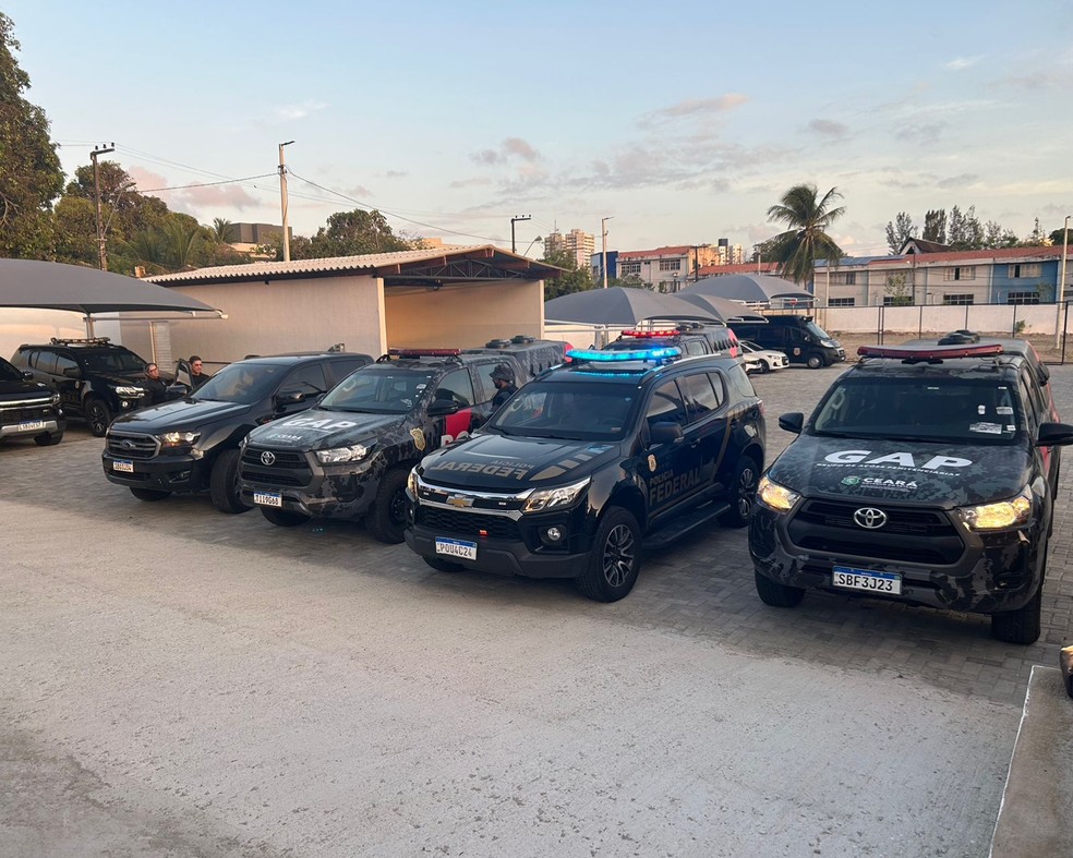 PF cumpriu três mandados de prisão e cinco de busca e apreensão contra suspeitos de usarem drones para enviar materiais ilícitos para presídios no Ceará. — Foto: Polícia Federal/ Divulgação