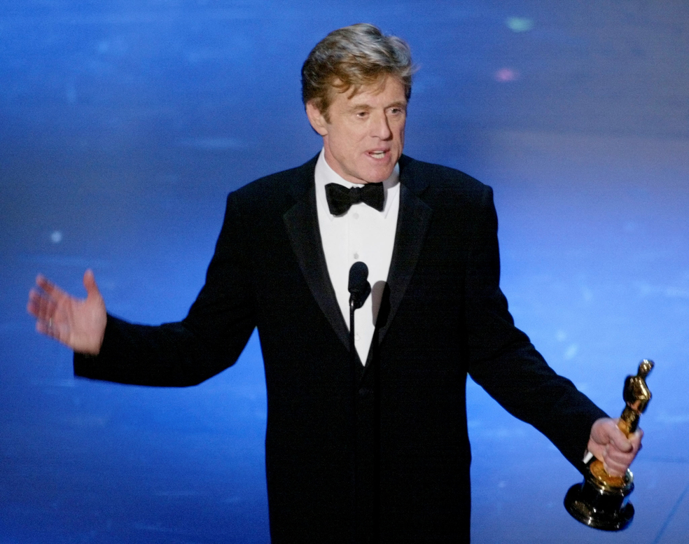 Robert Redford durante cerimônia do Oscar em 2002 — Foto: Gary Hershorn JM/Reuters