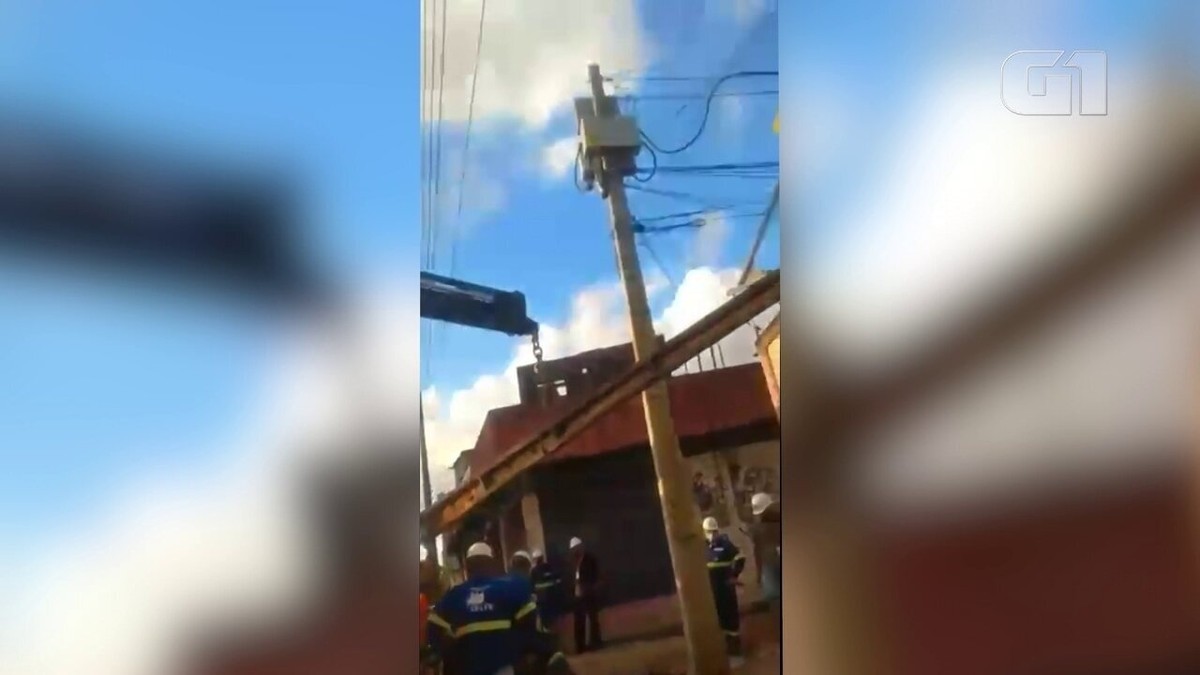 Três Eletricistas Ficam Feridos Ao Levar Choque Durante Serviço Em